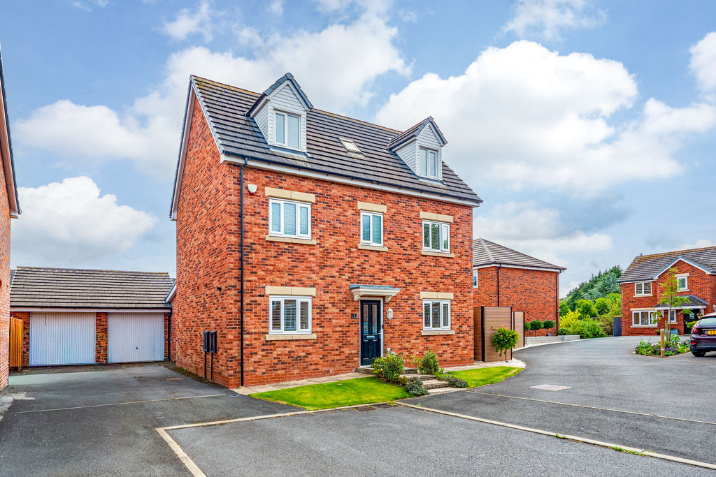 De Trafford Place Croston